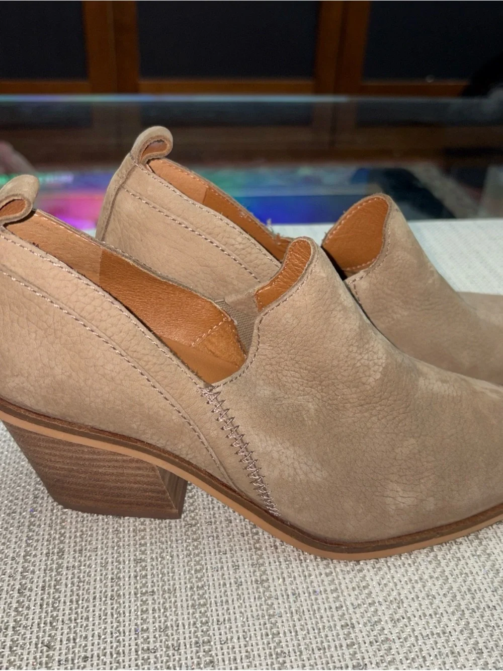 Lucky Brand women Taupe Suede Slip-On Loafers size 7.5